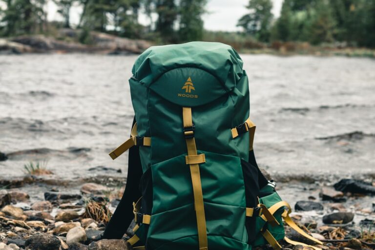 Cara Packing Ransel Ultralight: Panduan Distribusi Beban Ergonomis di Jalur Pendakian